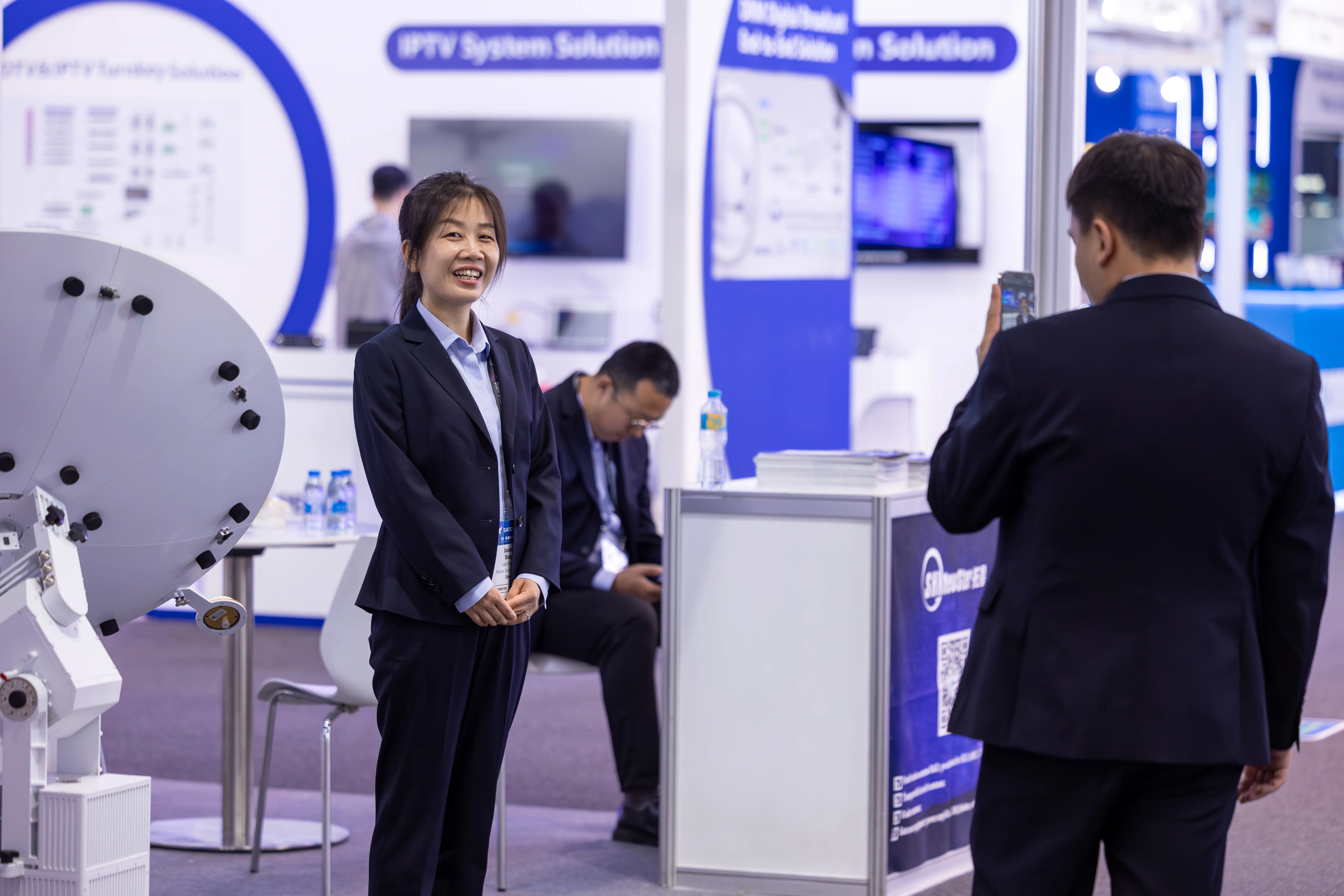 official-cabsat-01